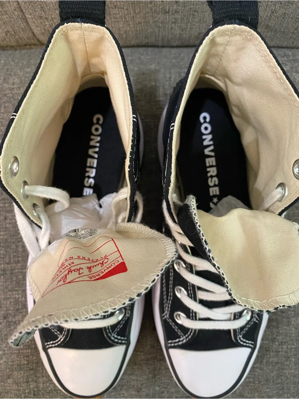 Converse Run Star Hike Platform High Top Sneakers Women’s Size 7